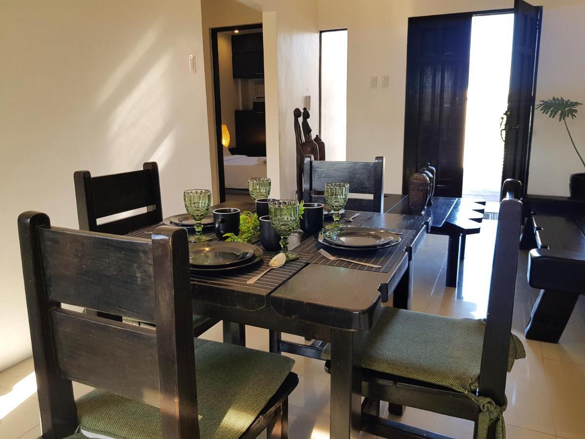 Tagaytay Summer House タガイタイ エクステリア 写真