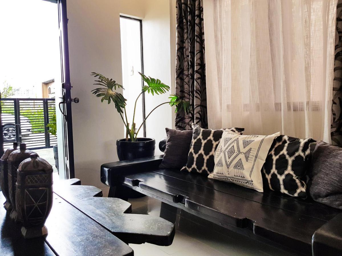 Tagaytay Summer House タガイタイ エクステリア 写真