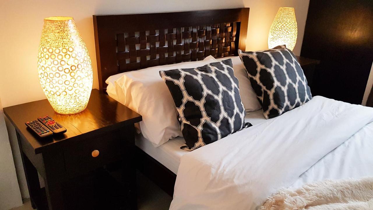 Tagaytay Summer House タガイタイ エクステリア 写真