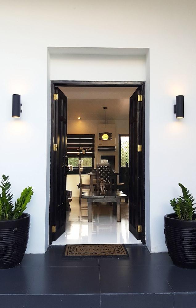 Tagaytay Summer House タガイタイ エクステリア 写真