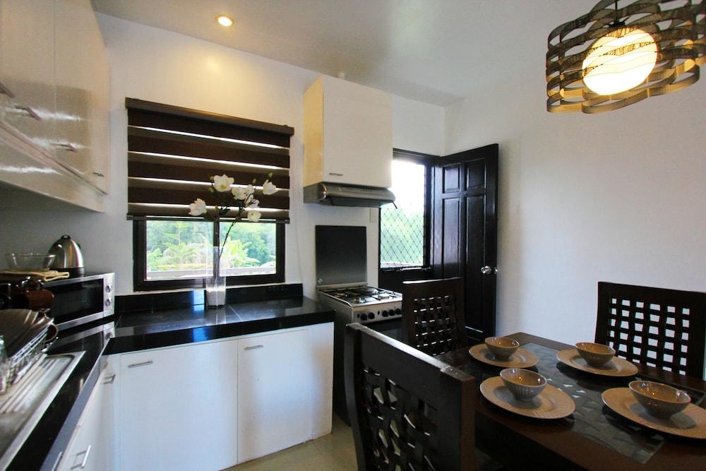 Tagaytay Summer House タガイタイ エクステリア 写真